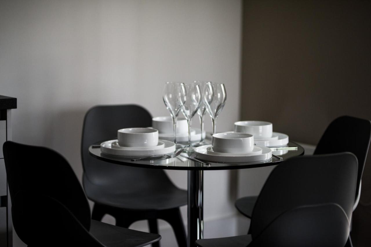 Onpoint Apartments - Spacious 2 Bedroom Apt - City Centre With Balcony Manchester Exterior foto
