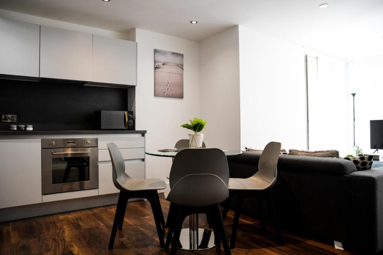 Onpoint Apartments - Spacious 2 Bedroom Apt - City Centre With Balcony Manchester Exterior foto