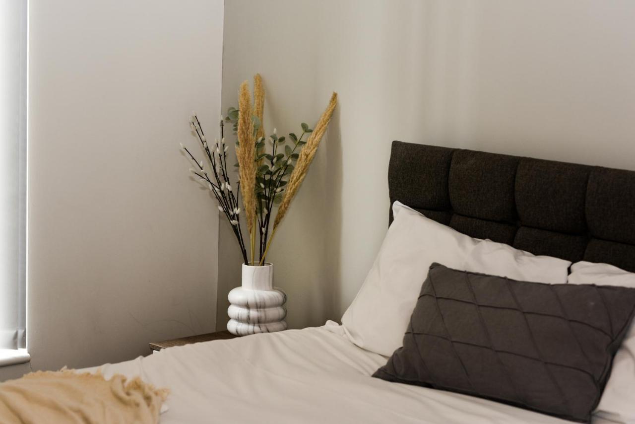Onpoint Apartments - Spacious 2 Bedroom Apt - City Centre With Balcony Manchester Exterior foto